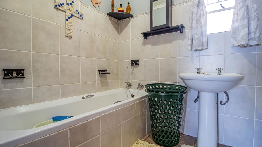 4 Bedroom Property for Sale in Vredenburg Western Cape